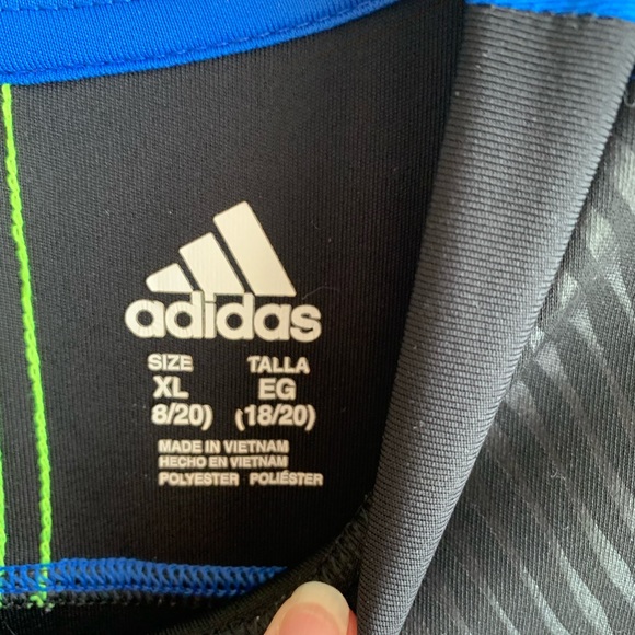 Adidas top size youth XL - Picture 3 of 5